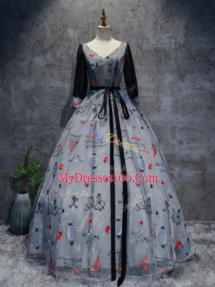Modern Grey Ball Gowns V-neck 3 4 Length Sleeve Printed Floor Length Lace Up Belt Sweet 16 Dresses