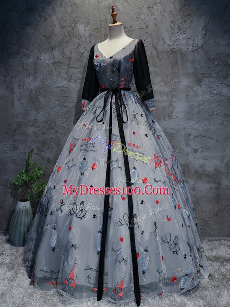 Modern Grey Ball Gowns V-neck 3 4 Length Sleeve Printed Floor Length Lace Up Belt Sweet 16 Dresses