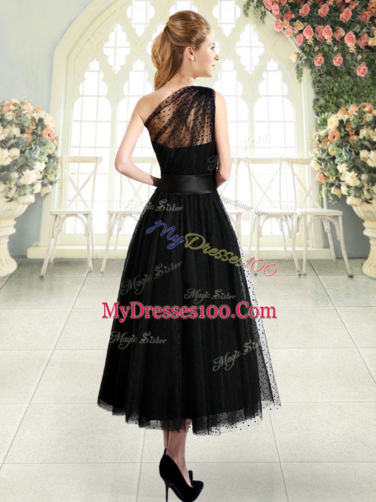 Deluxe Black Sleeveless Ruching Tea Length Prom Dresses