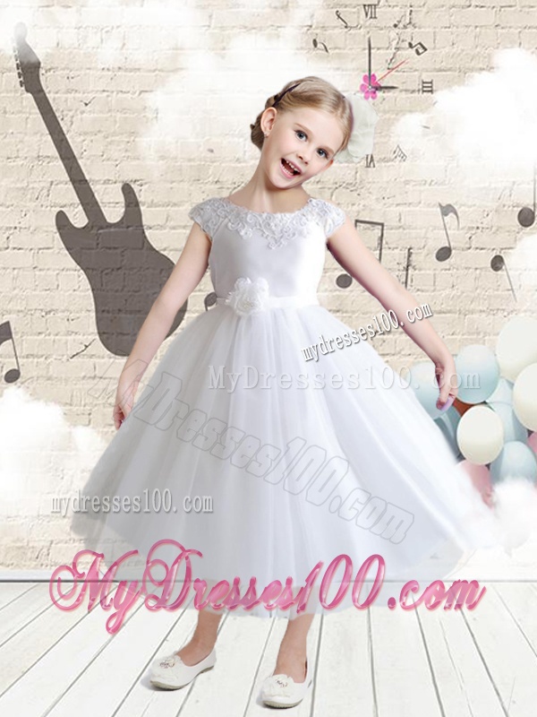 Affordable Cap Sleeves Bateau Flower Girl Dresses with Appliques