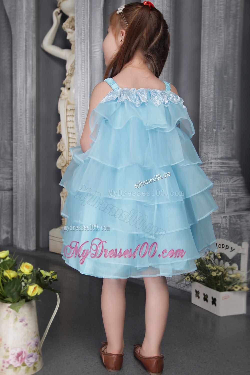 Auqa A-line / Princess Straps Knee-length Organza Beading Flower Girl Dress