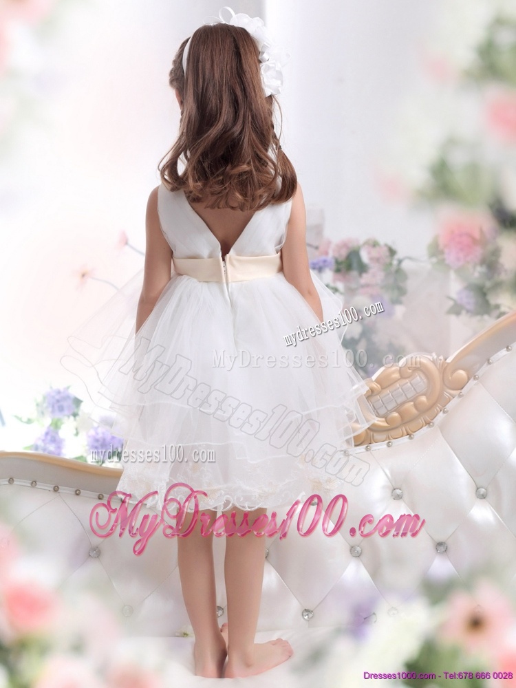 Beading Ruffled 2016 White Flower Girl Dress with Bowknot