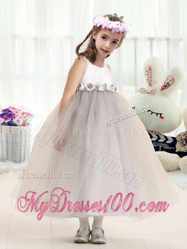 Most Popular Bateau Empire Flower Girl Dresses with Appliques