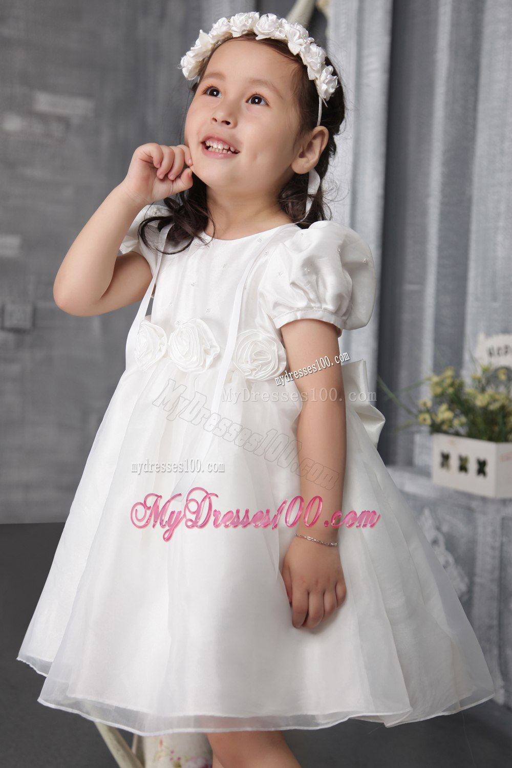 White A-line / Princess Scoop Tea-length Organza Hand Made Flowers Flower Girl Dress