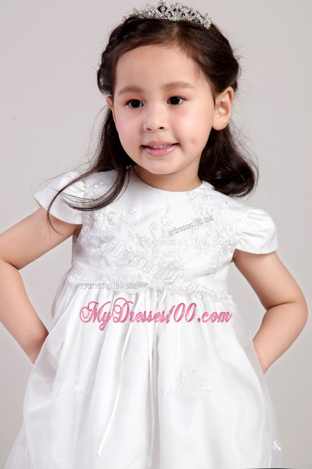 White A-line Scoop Tea-length Taffeta and Organza Appliques Flower Girl Dress