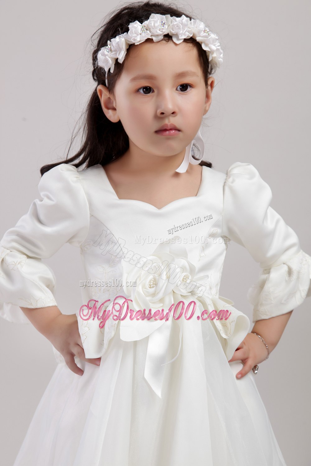 White A-line Square Knee-length Organza and Taffeta Embroidery and Handle Made Flowers Little Girl Dress
