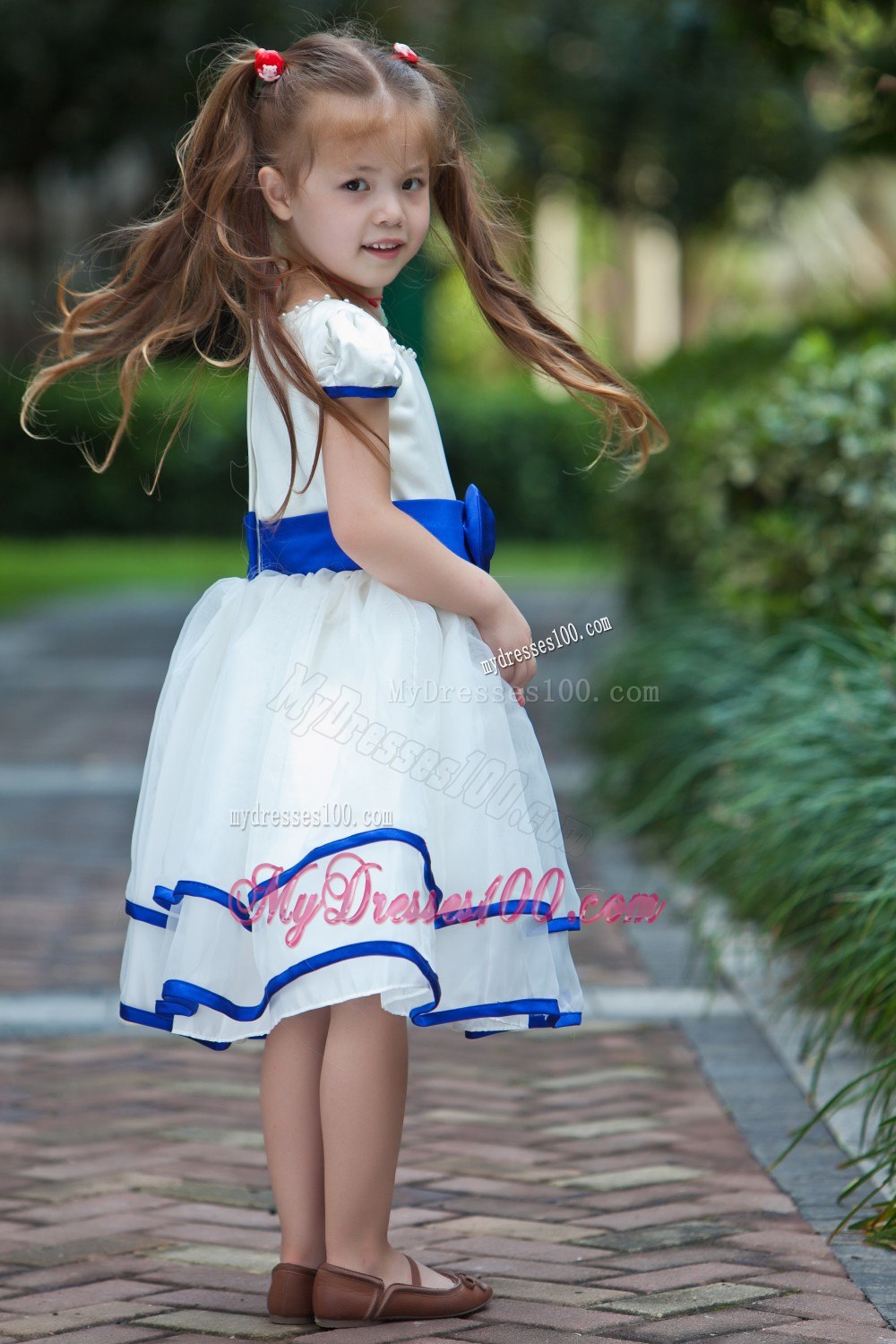 White and Blue Ball Gown Scoop Knee-length Taffeta and Organza Bow Flower Girl Dress