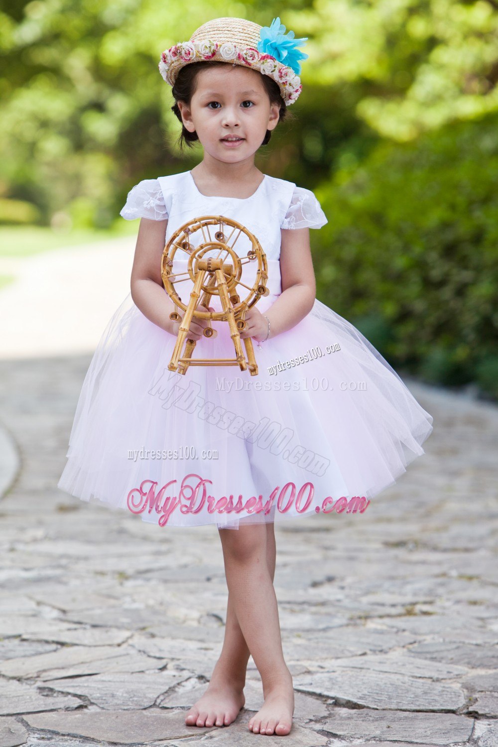 White and Pink Ball Gown Scoop Knee-length Taffeta and Tulle Flower Girl Dress