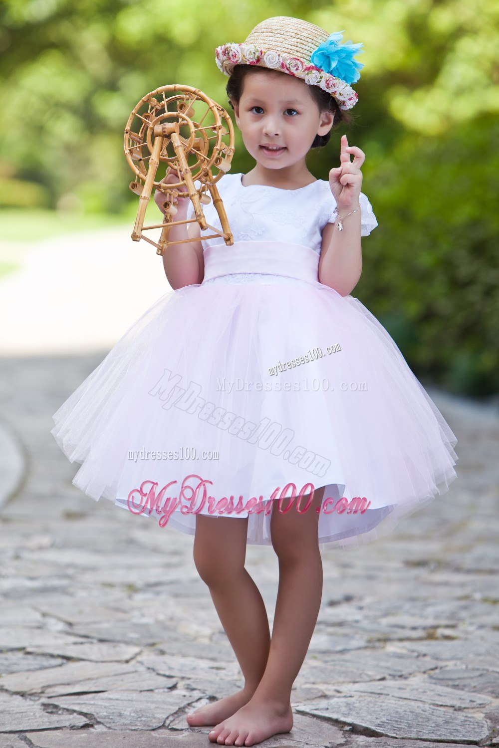 White and Pink Ball Gown Scoop Knee-length Taffeta and Tulle Flower Girl Dress