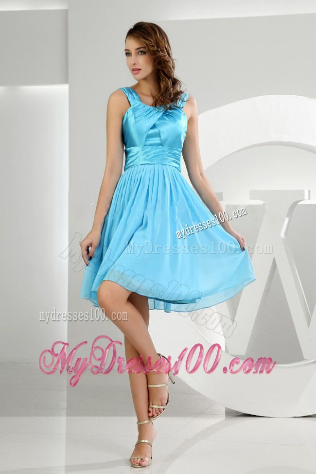 Aqua Blue Round Neckline Knee Length Chiffon and Satin Bridesmaid Dresses