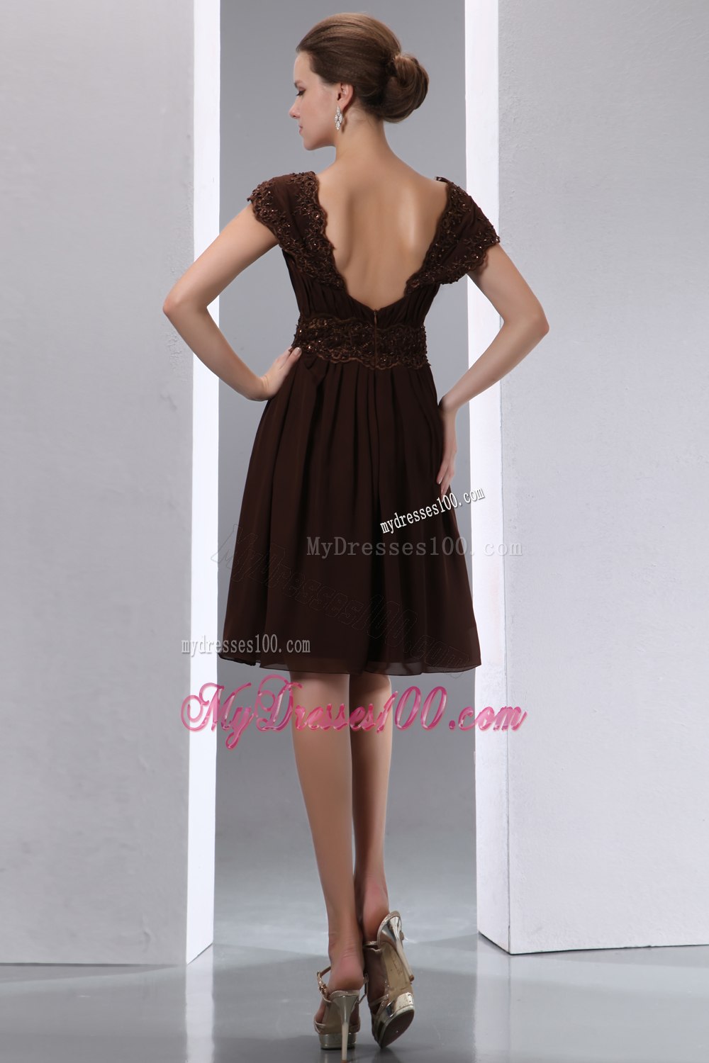 Chocolate Square Cap Sleeves Knee Length Bridesmaid Dresses with Sash