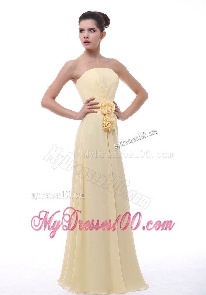 A-line Strapless Yellow Ruching Bridesmaid Dresses with Handmade Flowers
