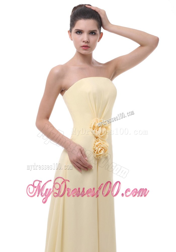 A-line Strapless Yellow Ruching Bridesmaid Dresses with Handmade Flowers