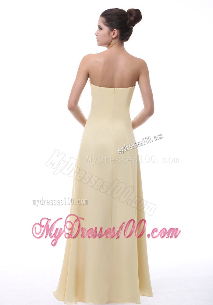 A-line Strapless Yellow Ruching Bridesmaid Dresses with Handmade Flowers