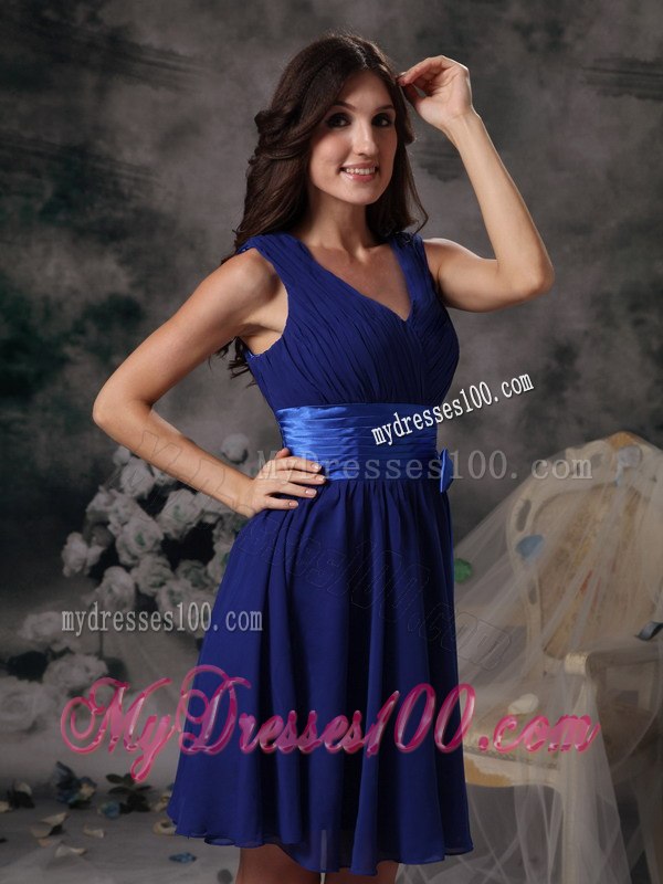 V-neck Royal Blue Short Chiffon Junior Bridesmaid Dresses