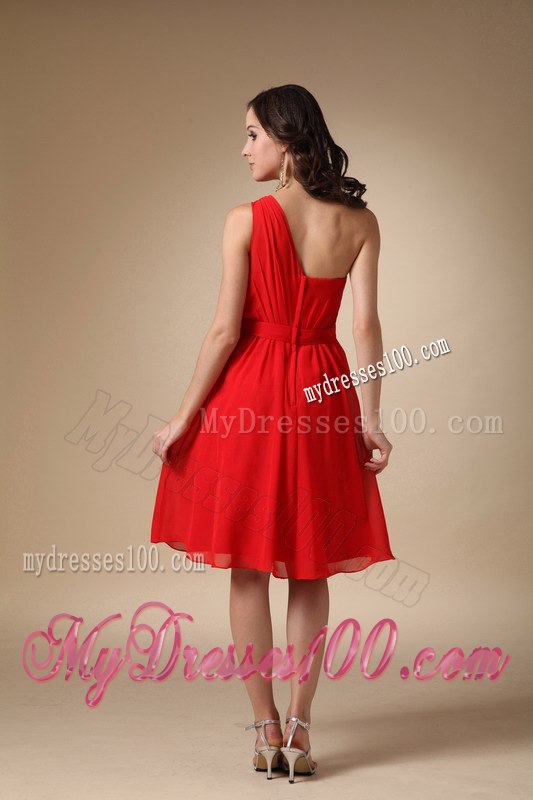 Ruching One Shoulder Short Dresses For Bridesmaid in Red with Sash