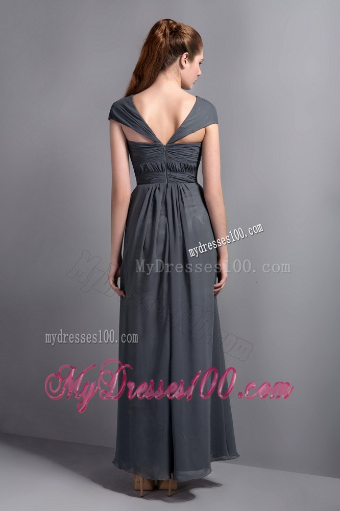 Off the Shoulder Pleated Empire Bridesmaid Dresses in Grey