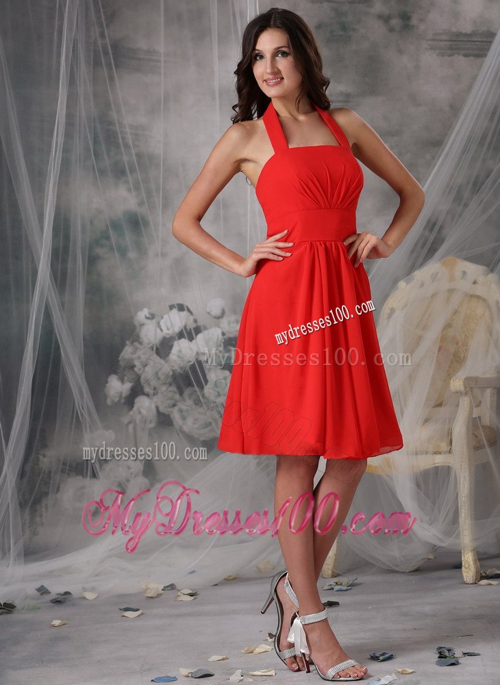 Red Dresses For Bridesmaid with Halter Neckline Knee Length