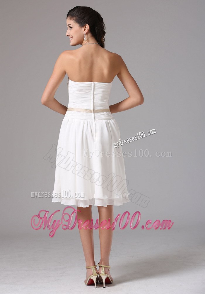 Ruched White Strapless Short Bridesmaid Dresses with Ribbon