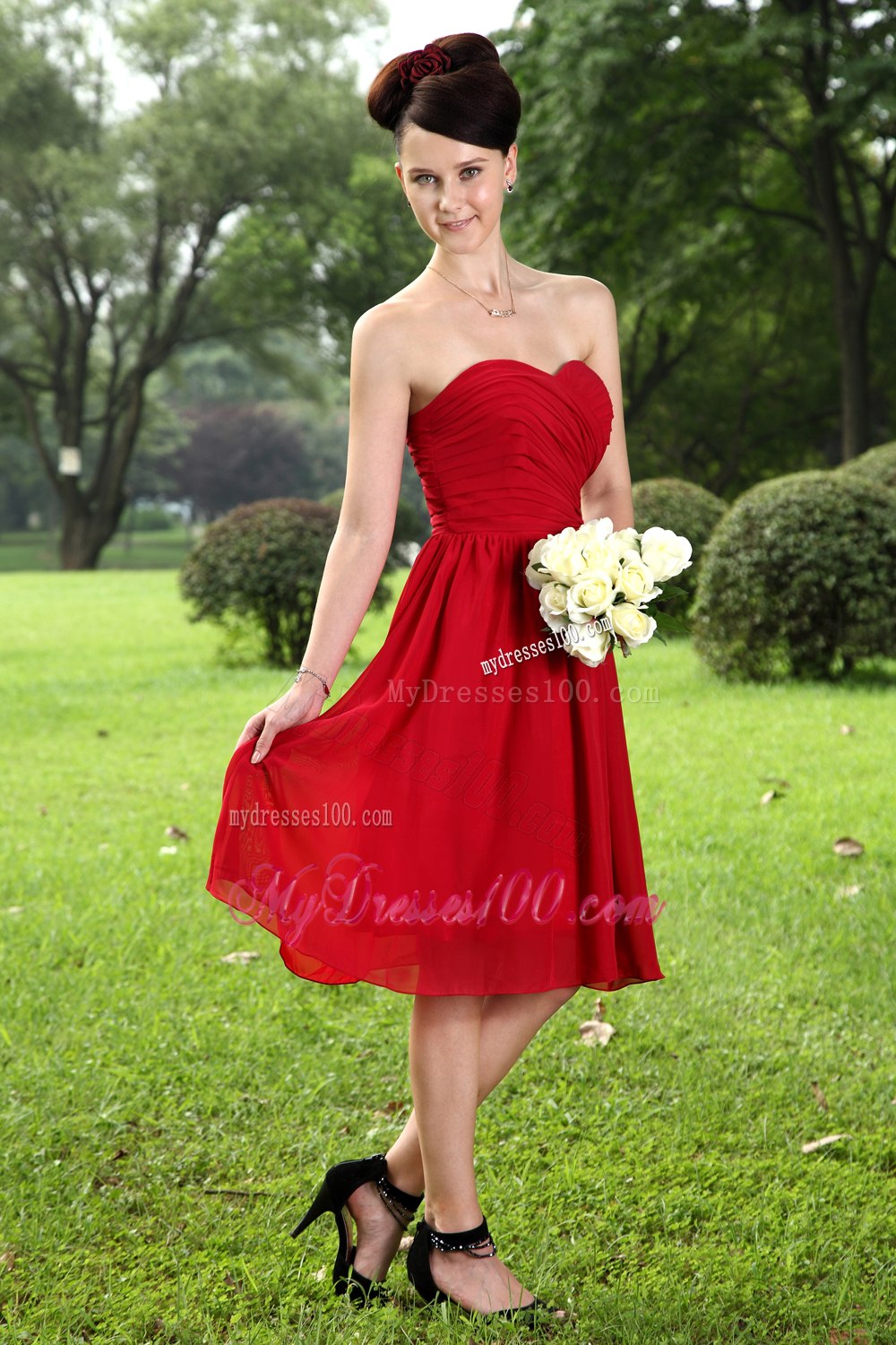 Wine Red Sweetheart Strapless Ruching Maid of Honor Dress Short