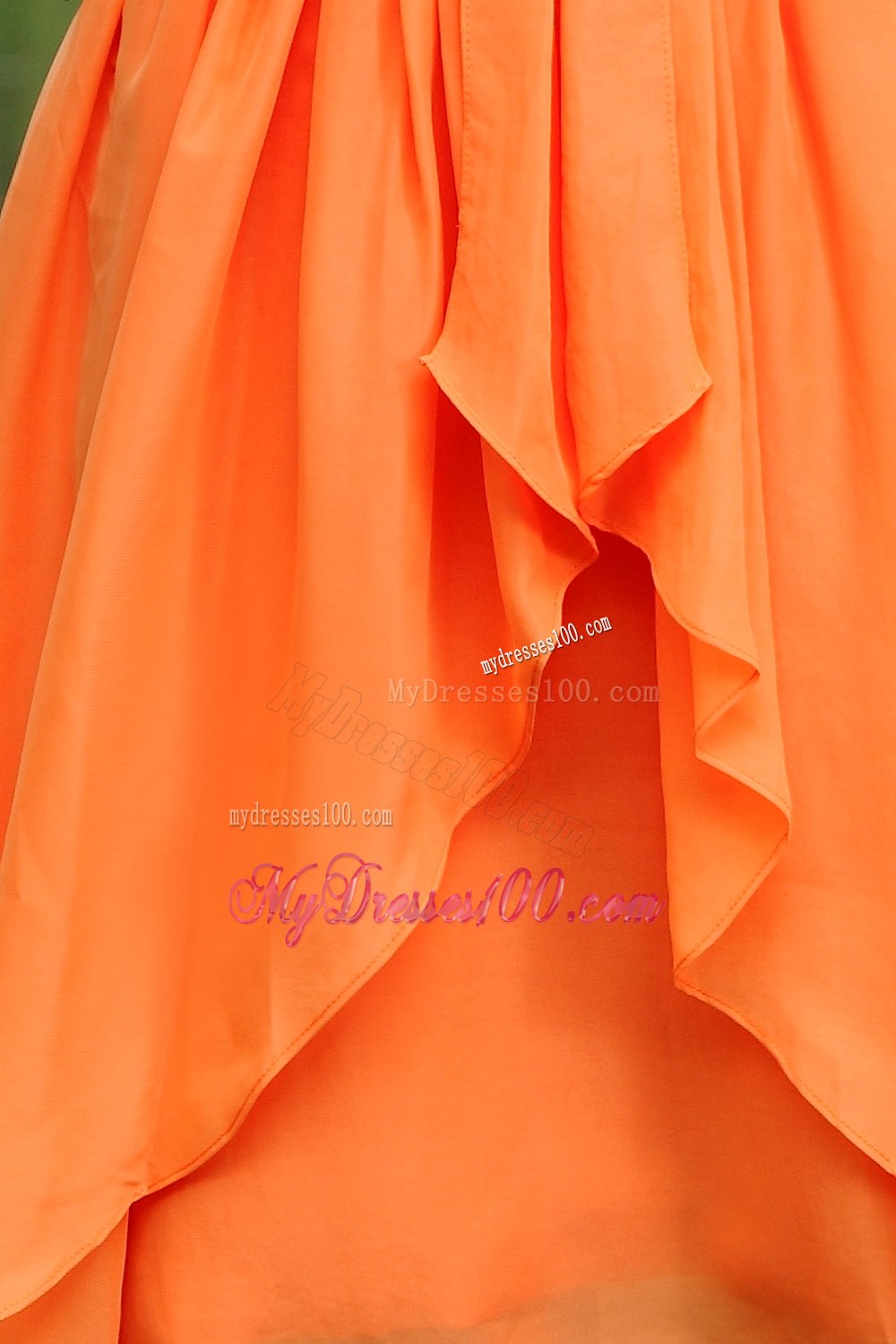 V-neck Pleated Chiffon Short Ruffled Maid of Honor Dresses with Sash