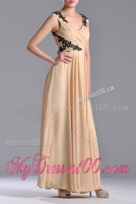 Latest Cap Sleeves Champagne Mother of The Bride Dress with Black Appliques