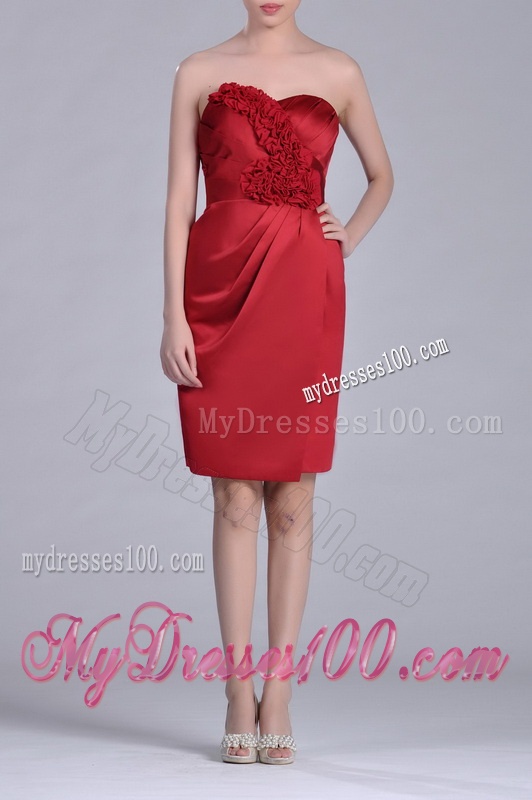 Low Price Red Column Satin Knee Length Mother of The Bride Dress with Ruffles