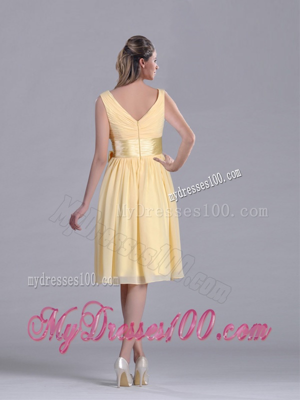 New Arrivals V Neck Bowknot Chiffon Short Mother of The Bride Dress in Yellow