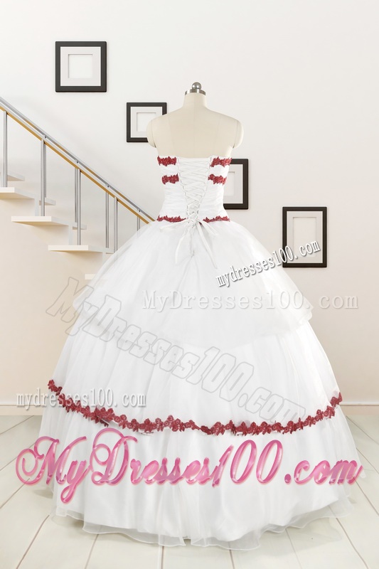 2016 Sweetheart Ball Gown Quinceanera Dresses with Appliques