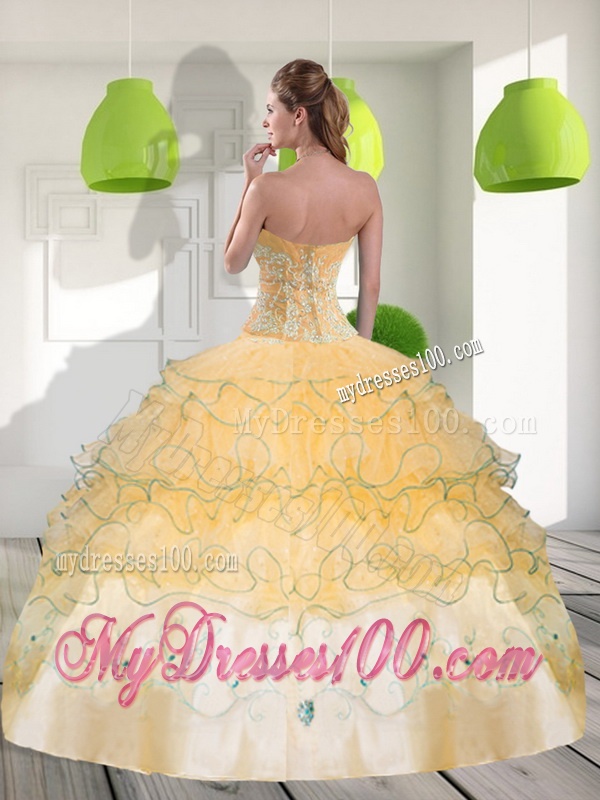 Decent Sweetheart 2016 Quinceanera Dresses with Appliques and Ruffled Layers