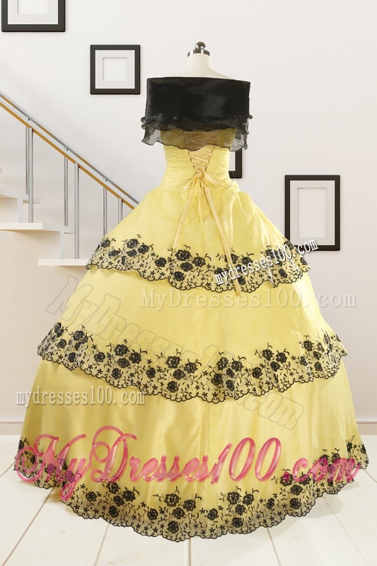 Pretty Ball Gown Appliques Quinceanera Dress for 2016