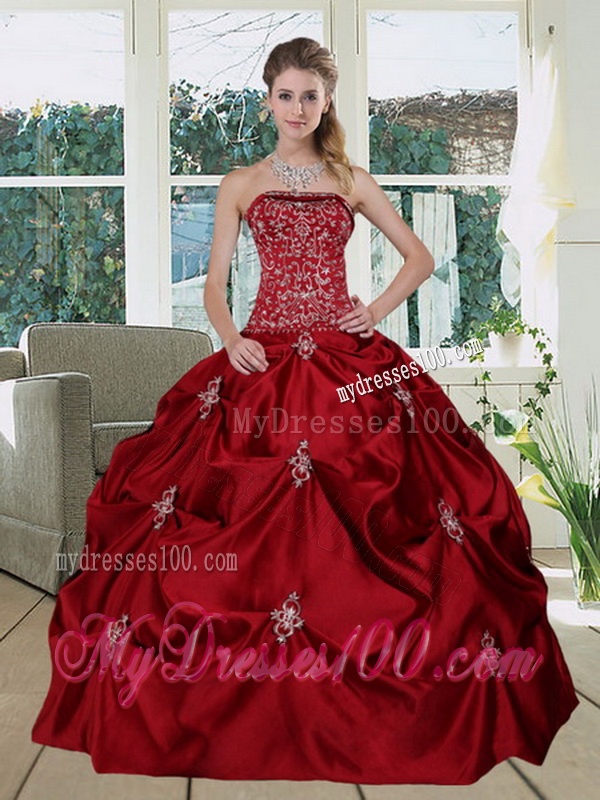 Wine Red Pretty Strapless 2016 Quinceanera Gown with Embroidery and Pick Ups