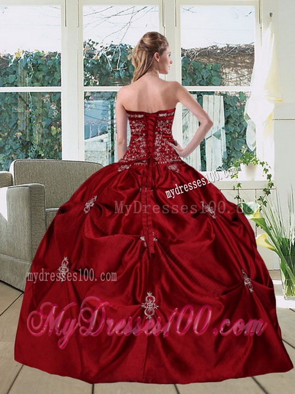 Wine Red Pretty Strapless 2016 Quinceanera Gown with Embroidery and Pick Ups