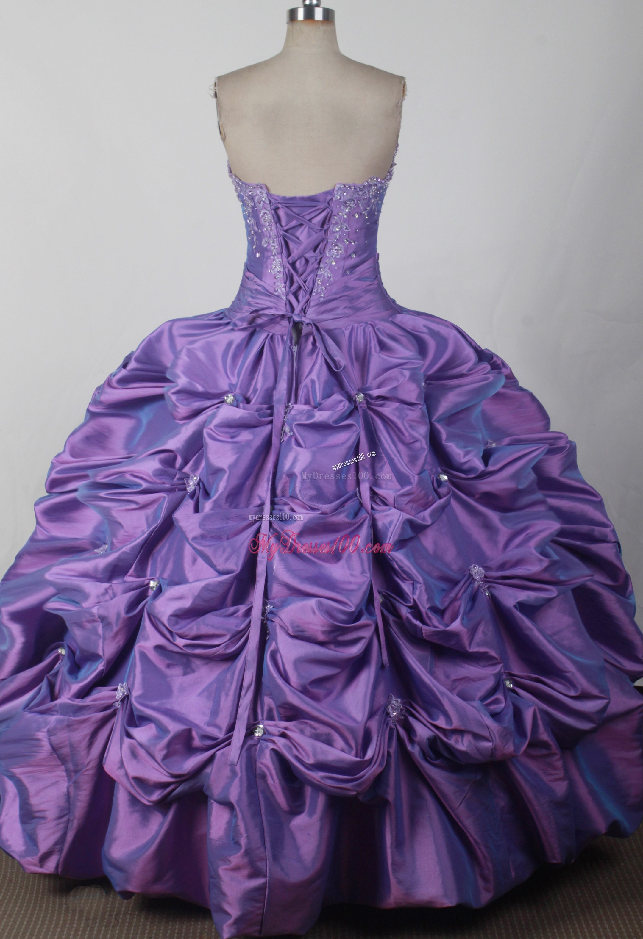 Jacket and Pick-ups Decorate Lavender Quinceanera Gown
