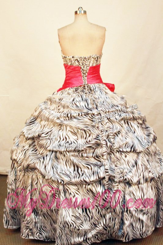 Turn Heads White and Black Zebra Print Quinceanera Dresses with Red Ribbons