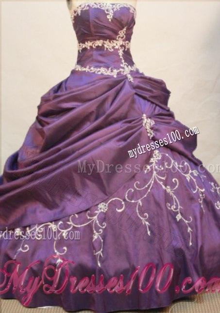 Strapless Ball gown Sweet 15 Dresses with Floral Beaded Embroideries