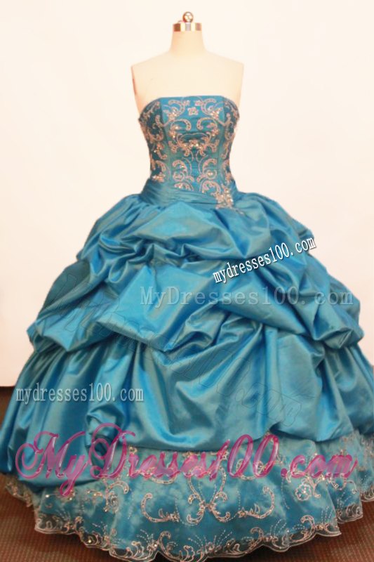 Appliques and Pick-ups Quinceanera Dress with Ruched Sash and Lace Hemline