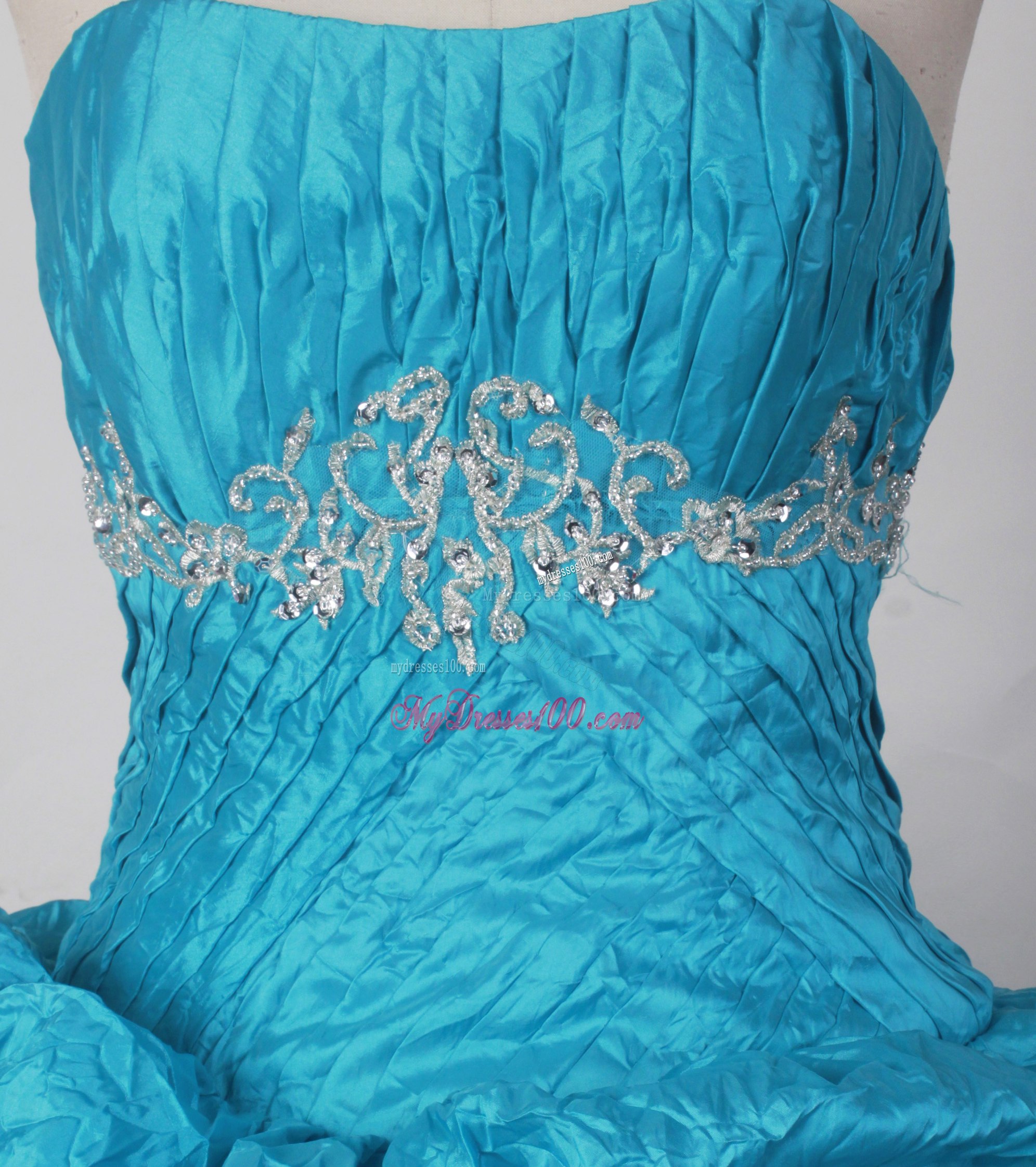 Ruches and Pick-ups Accent Quinceanera Dress in Turquoise