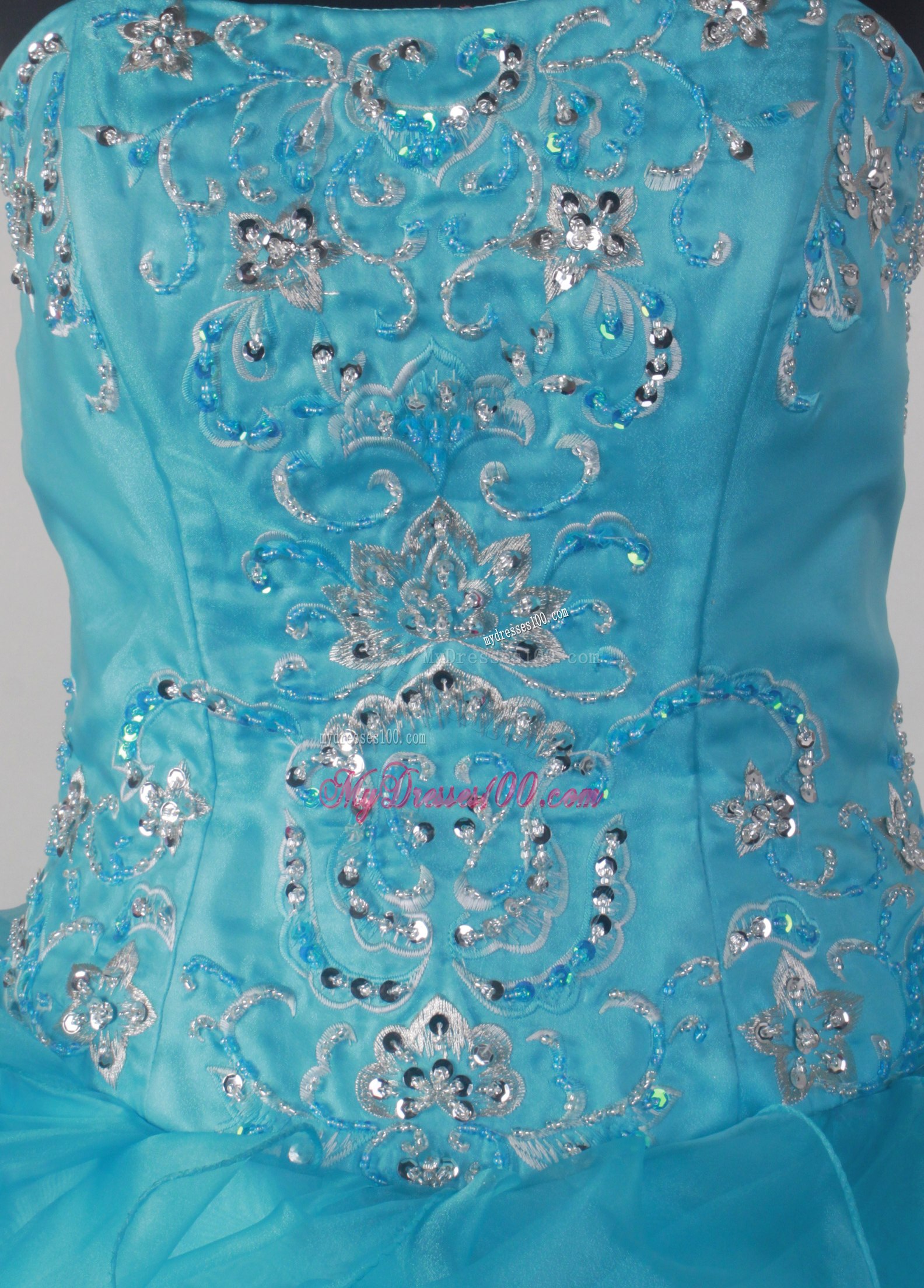 Beaded Floral Embroidery Sweet 16 Dresses with Ruffled Layers in Light Blue