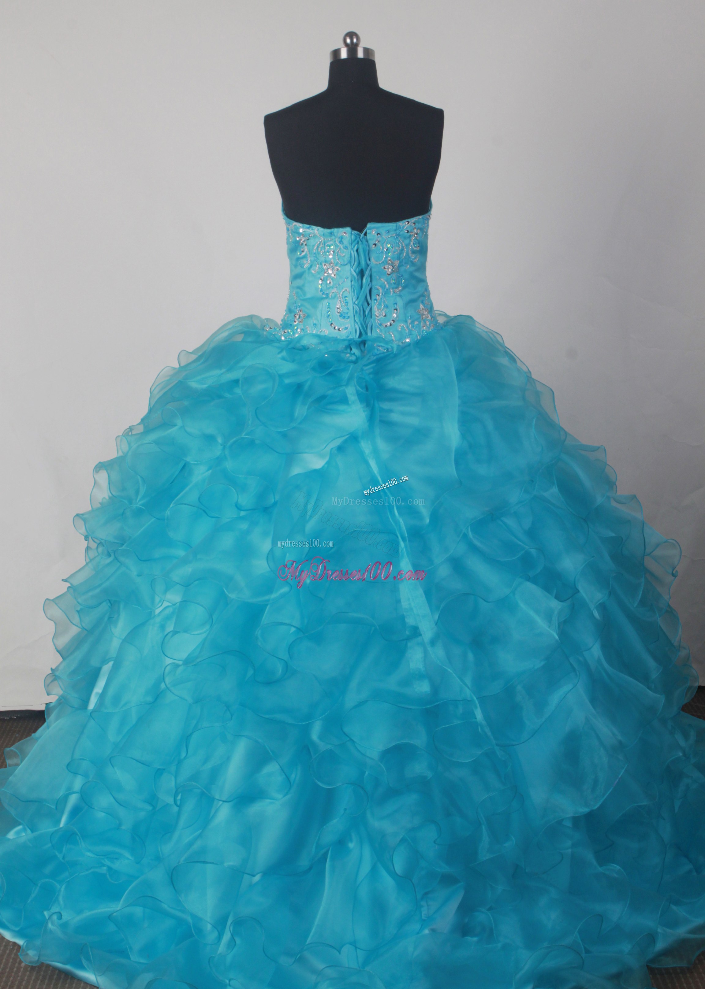 Beaded Floral Embroidery Sweet 16 Dresses with Ruffled Layers in Light Blue