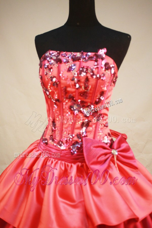 Two-toned Red Ruffles Quince Dresses with Sequins and Bowknot