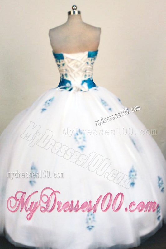 White Ruching Puffy Dress for Quince with Blue Appliques For Beauties
