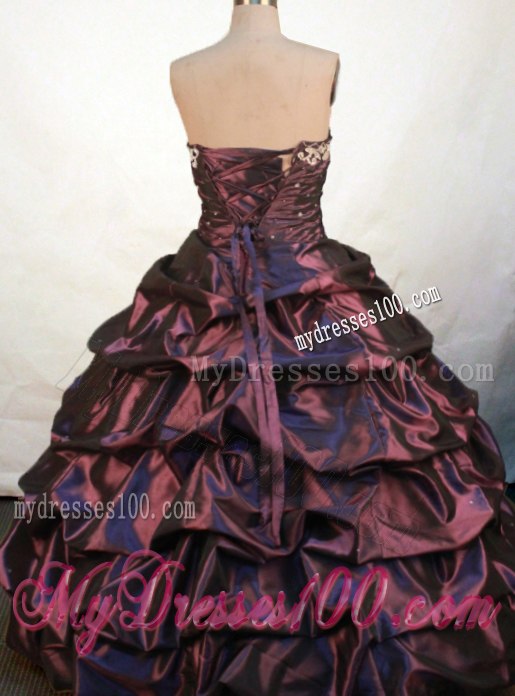 Taffeta Beaded Embroidery Burgundy Sweet 15 Birthday Party Dresses