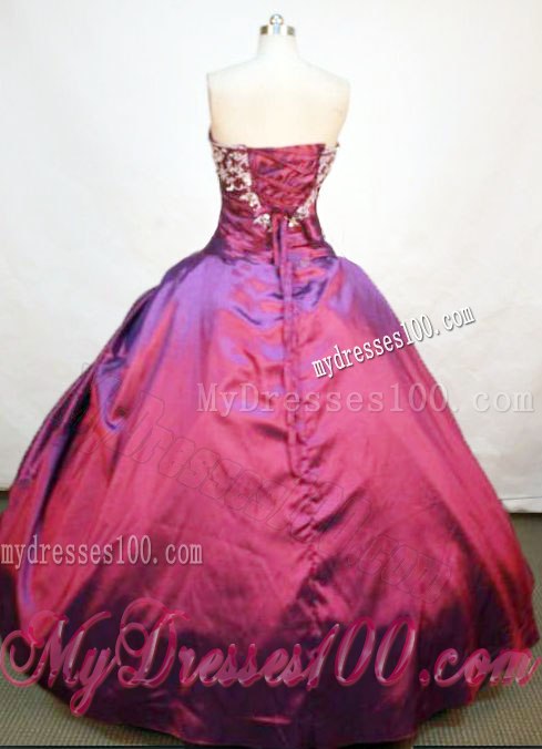 Ruched Slit Quinceanera Dress with Appliqued Sweetheart Neckline