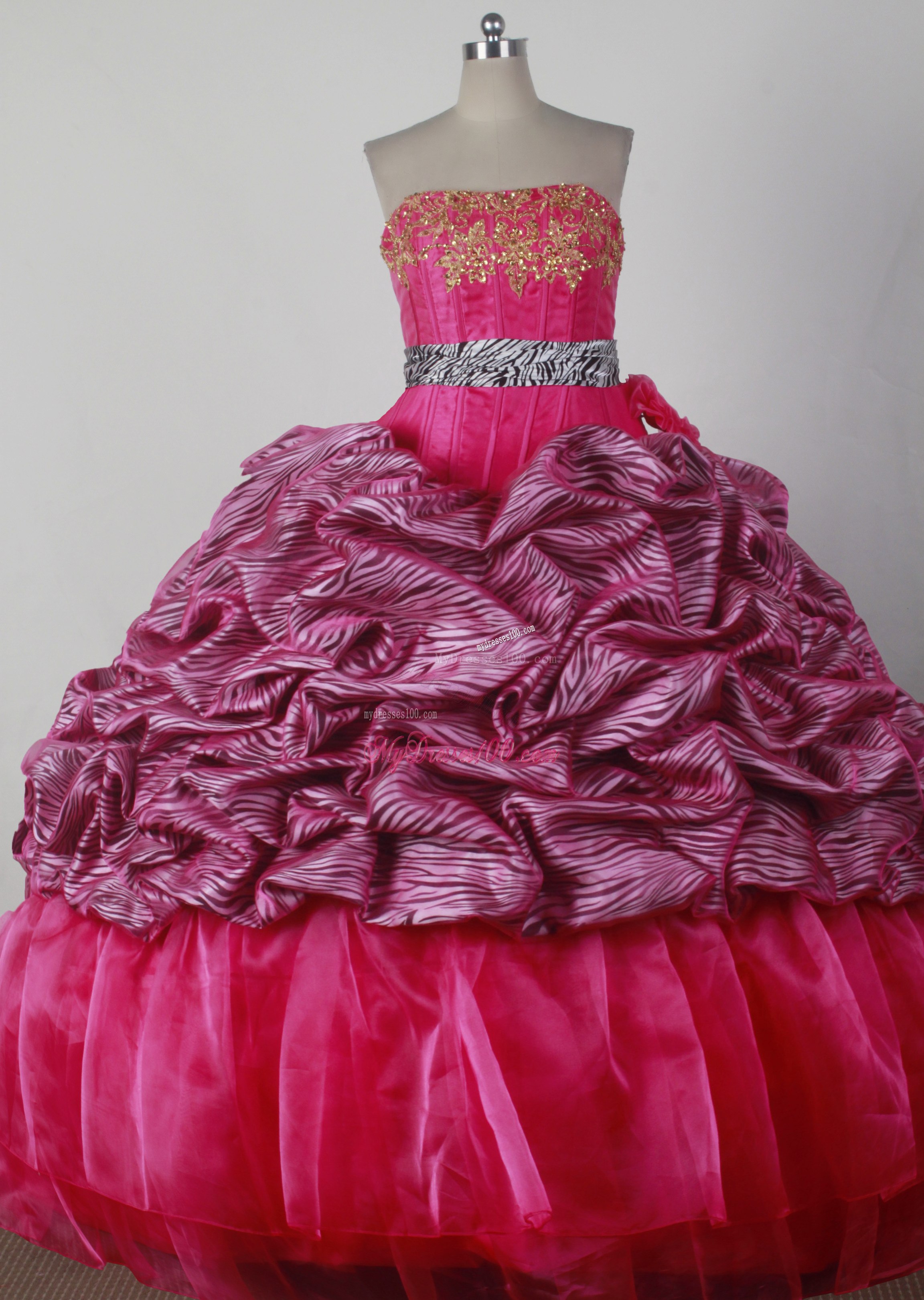 Chic Gold Appliques Sweet 16 Dresses Zebra Pick-ups and Sash