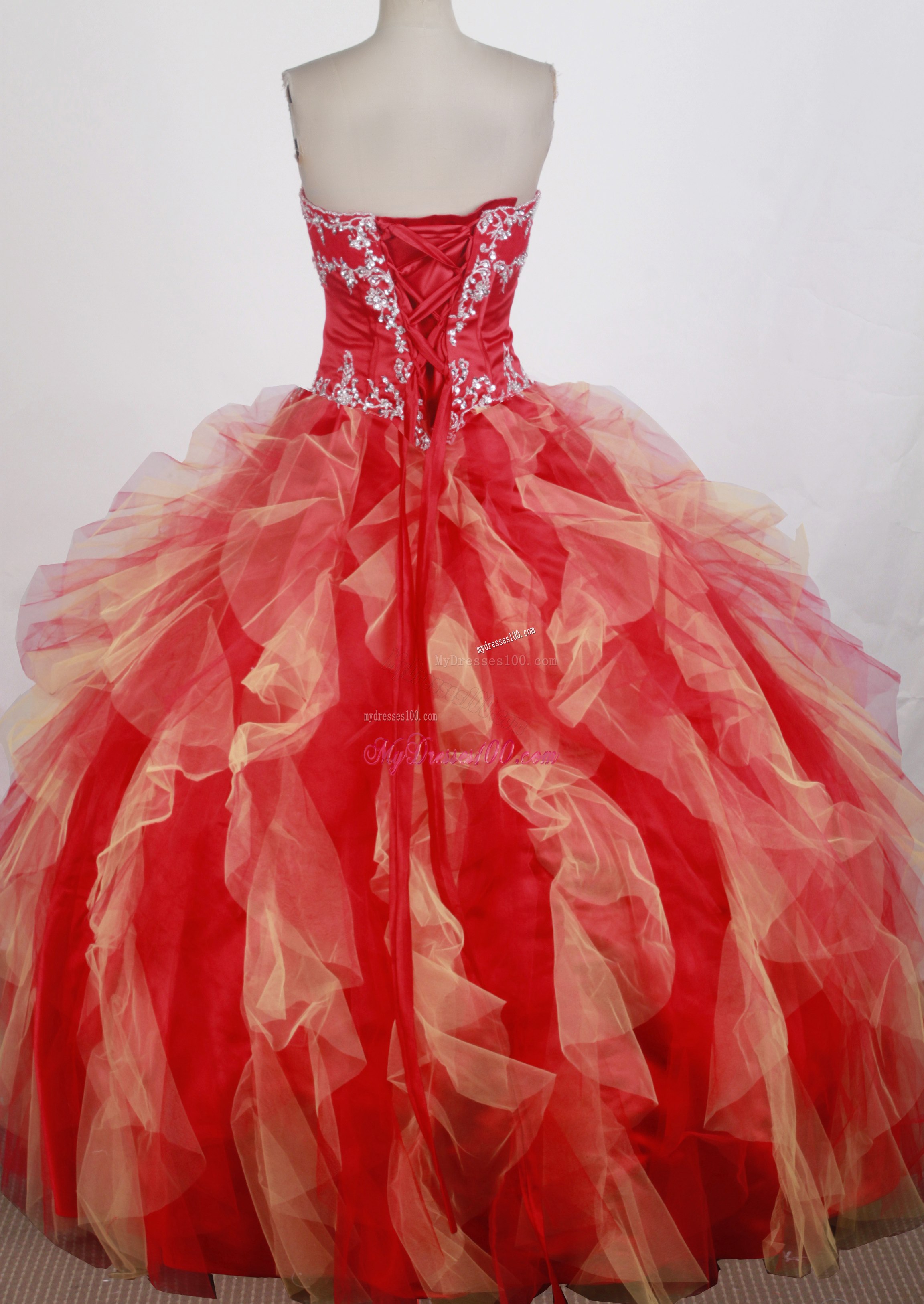 Strapless Ruffles Sweet 15 Dresses Decorated by Appliques with Beadings