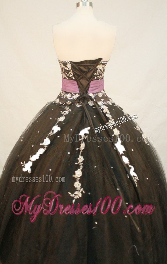 Beaded Sweetheart Quinceanera Dresses with White Appliques Ball Gown