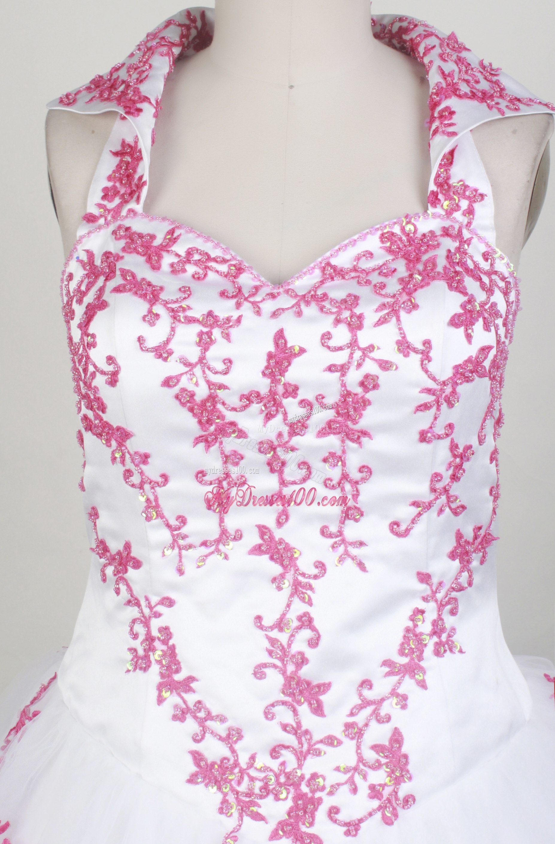 Perfect White Halter Top Quinceanera Dresses with Red Embroideries