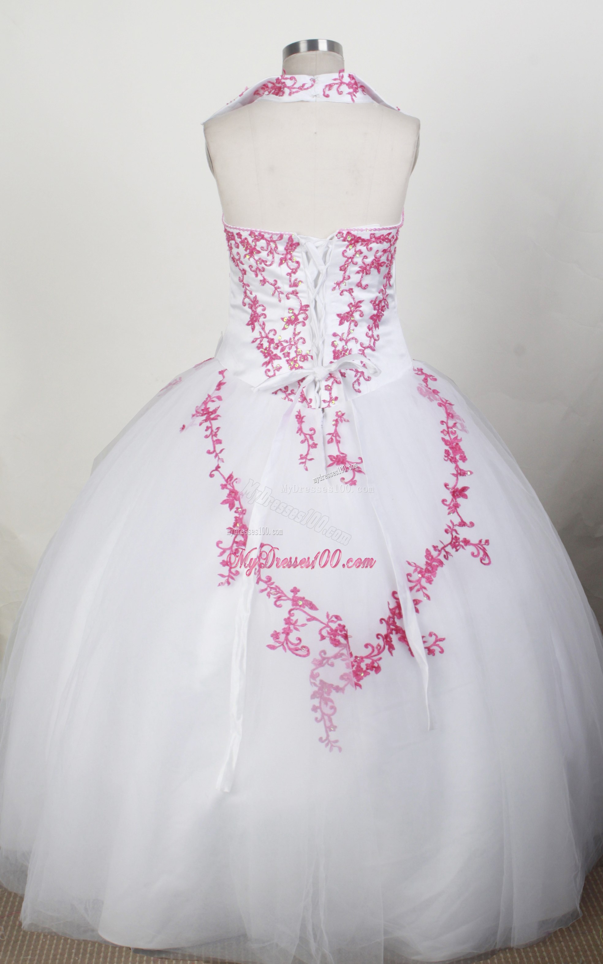 Perfect White Halter Top Quinceanera Dresses with Red Embroideries