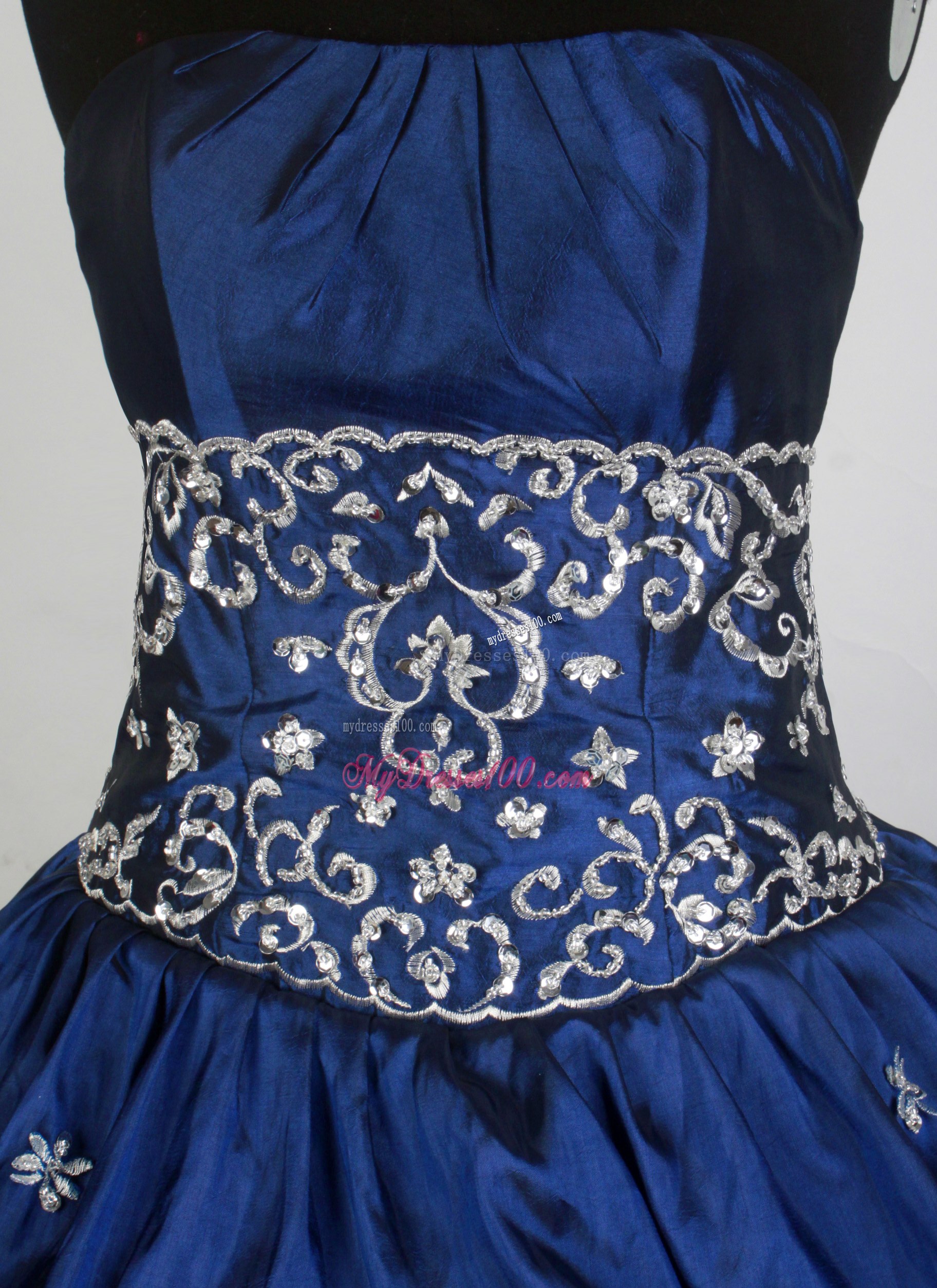 Perfect Pick-ups Sweet 15 Dresses with White Appliqued Waist